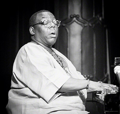 Cyrus Chestnut