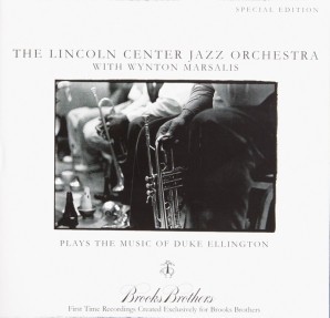 Plays the Music of Duke Ellington