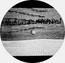 A Bas La Culture Marchande